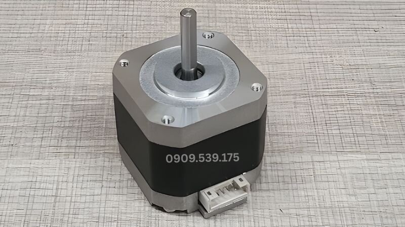 Nên chọn mua motor không chổi than đạt tiêu chuẩn chất lượng cao.