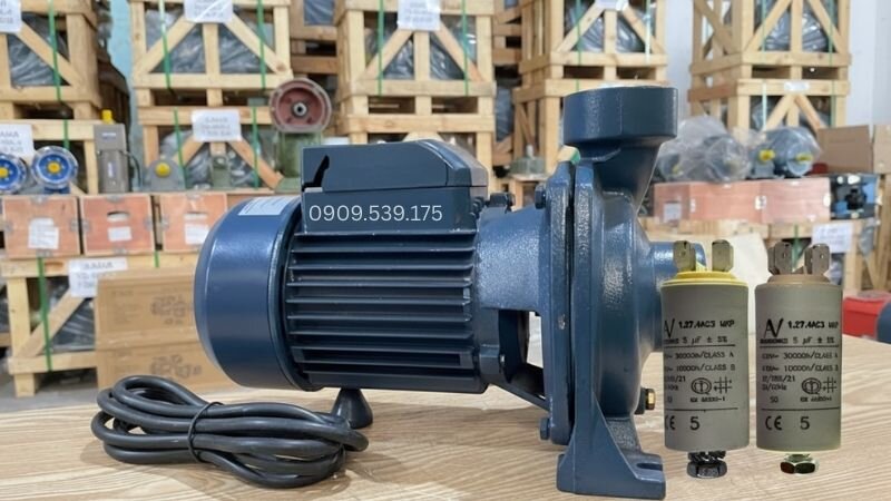 Tụ điện giúp motor máy bơm nước khởi động nhanh và vận hành ổn định, bền bỉ hơn.