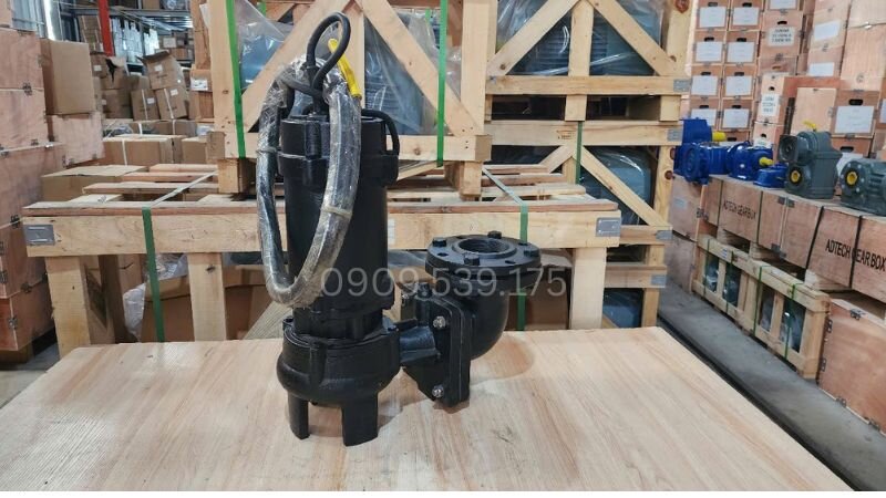 Máy bơm chìm dưới 15m3/h tại Thành Thái Motor.