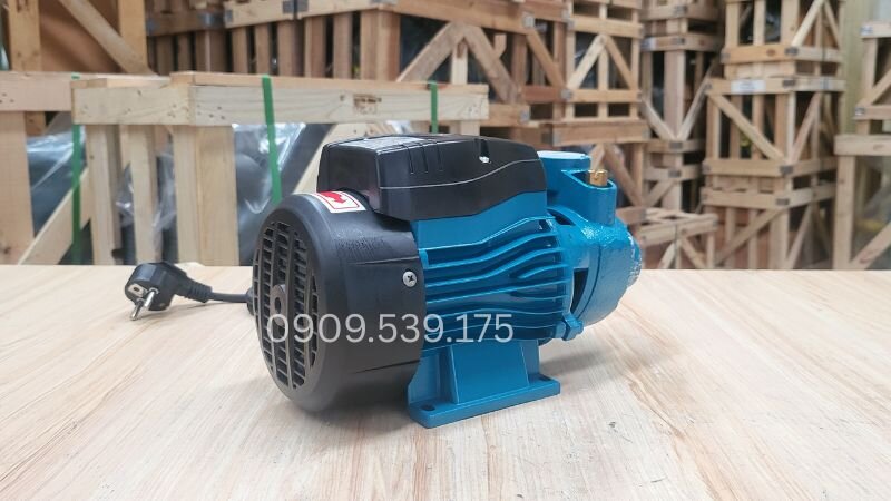 Góc nhìn tổng quan máy bơm nước đẩy cao 3kW 4Hp