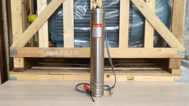 Máy bơm hỏa tiễn hút sâu 40m