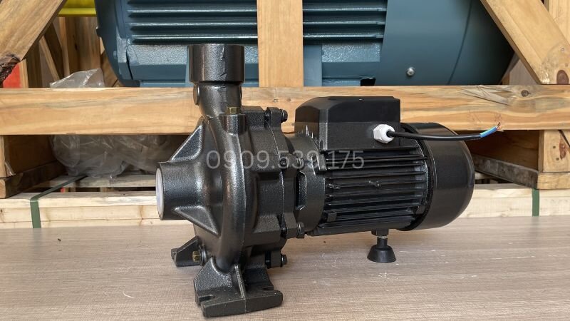 Tổng quan máy bơm nước 1 pha công suất 0.55kW 0.75Hp