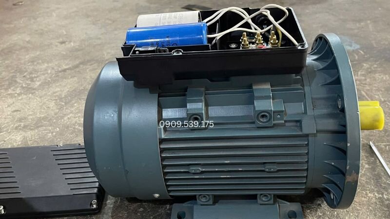 Các công việc cần làm thường xuyên để duy trì độ bền và khả năng dẫn điện của linh kiện