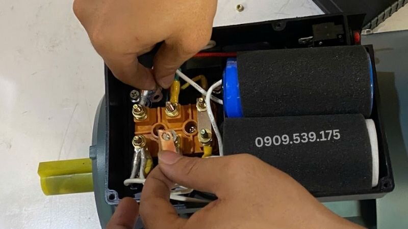 Hướng dẫn cách đấu motor 1 pha 6 dây 2 tụ.