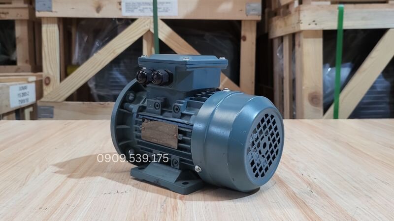 Khắc phục dựa trên nguyên nhân: xử lý nguồn cấp, đấu lại sơ đồ, thay tụ hoặc thay mới motor nếu hỏng cơ khí nặng