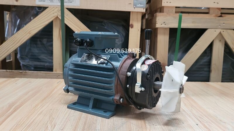 Khe hở chuẩn đảm bảo phanh đóng/mở chính xác và tránh hư hỏng cuộn dây