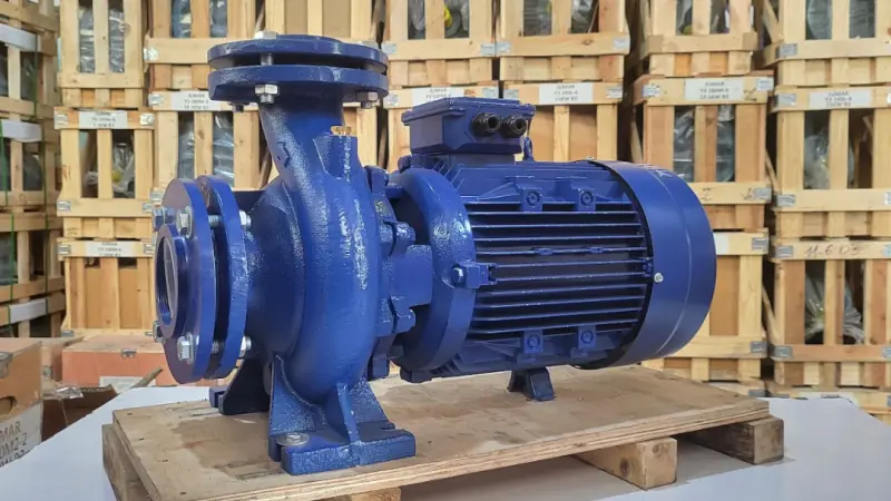Máy bơm nước là thiết bị dùng để hút và đẩy nước