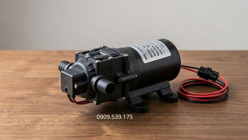 Máy bơm tăng áp 12v