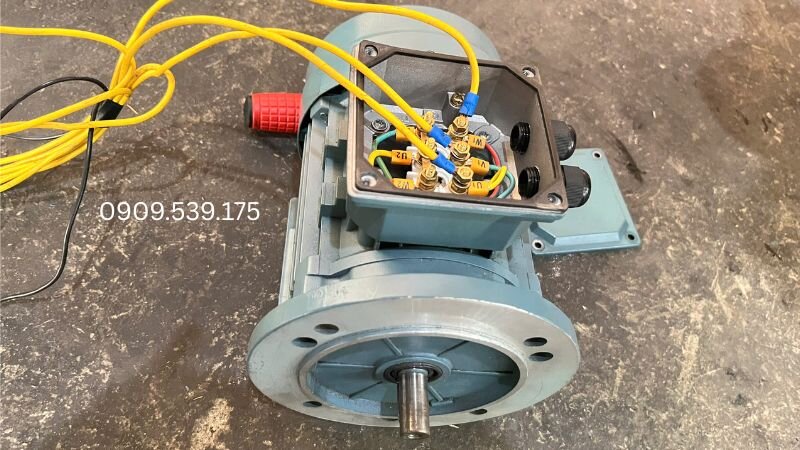 Thiết bị và phụ kiện dùng để cố định dây motor
