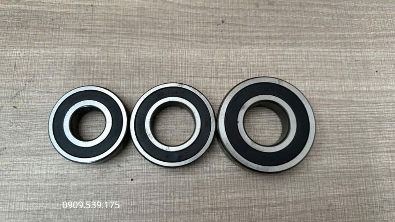 Thành phần dãy mã số và chữ cái dùng để xác định kích thước, loại vòng bi và nắp chắn mỡ.