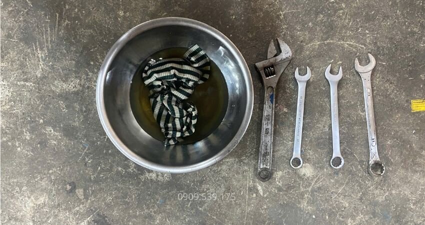 Chuẩn bị thiết bị và vật tư