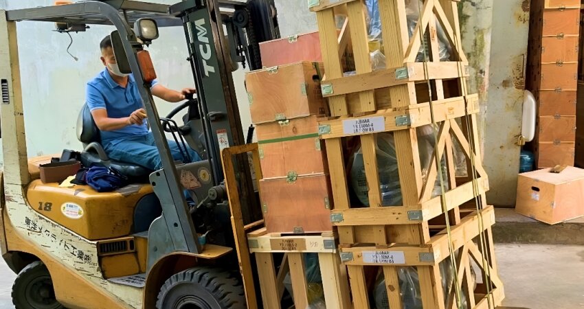 Bảo vệ chân đế và trục motor trong quá trình vận chuyển giúp motor không bị lỗi vận hành