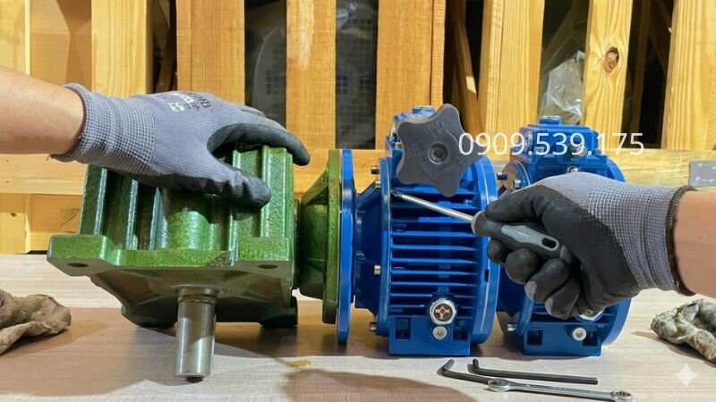 Cách lắp hộp giảm tốc 3 cấp đảm bảo vận hành ổn định lâu dài