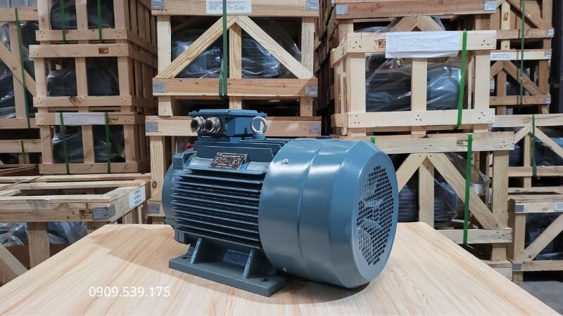 Cảnh báo rủi ro bốc cháy do dùng túi nilon thông thường thay vì vật liệu chịu nhiệt, hoặc quên xả điện tích gây giật điện