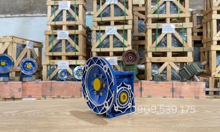 Hộp giảm tốc NMRV