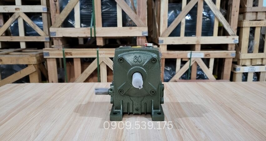 Hộp giảm tốc trục vít bánh vít