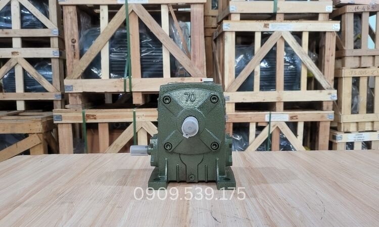 Hộp giảm tốc trục vít bánh vít