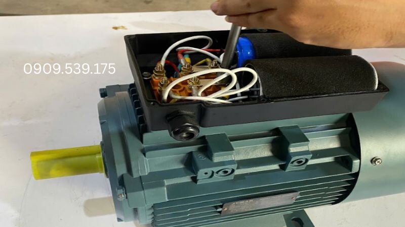 Lưu ý an toàn khi làm việc với motor mất ký hiệu