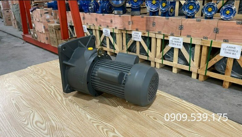 Motor giảm tốc 1 pha 3.3kW 1Hp ứng dụng trong máy móc tự động