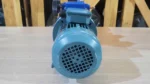 Motor giảm tốc 3 cấp (2 UDL 0.37kW và 1 R37) mặt sau