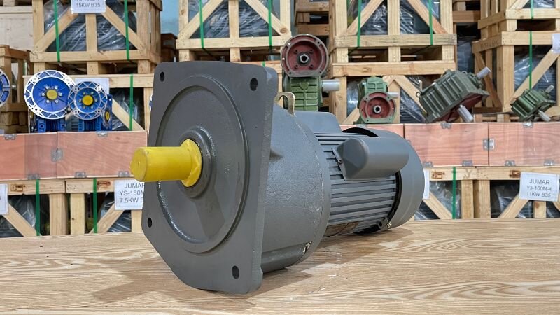 Motor giảm tốc mặt bích tại Thành Thái Motor.