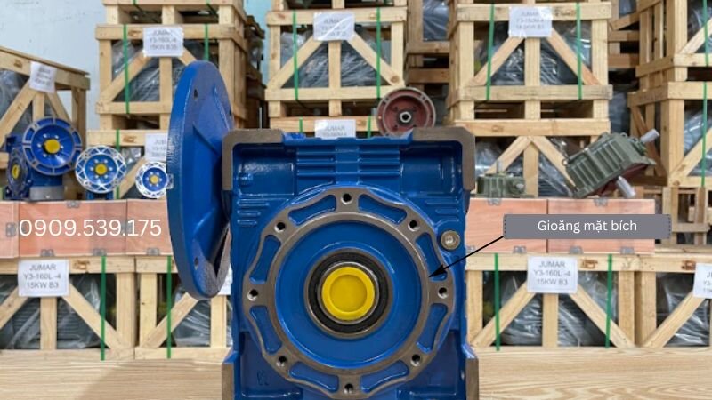 Nguyên nhân hộp giảm tốc bị vào nước