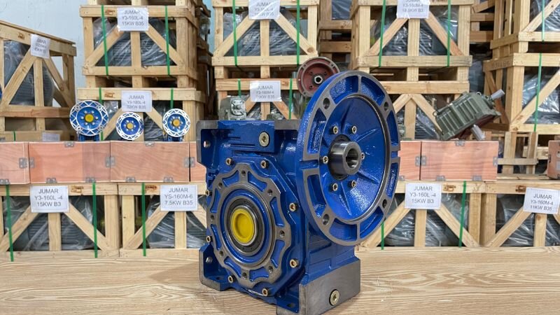 Hộp số giảm tốc NMRV tại Thành Thái Motor.