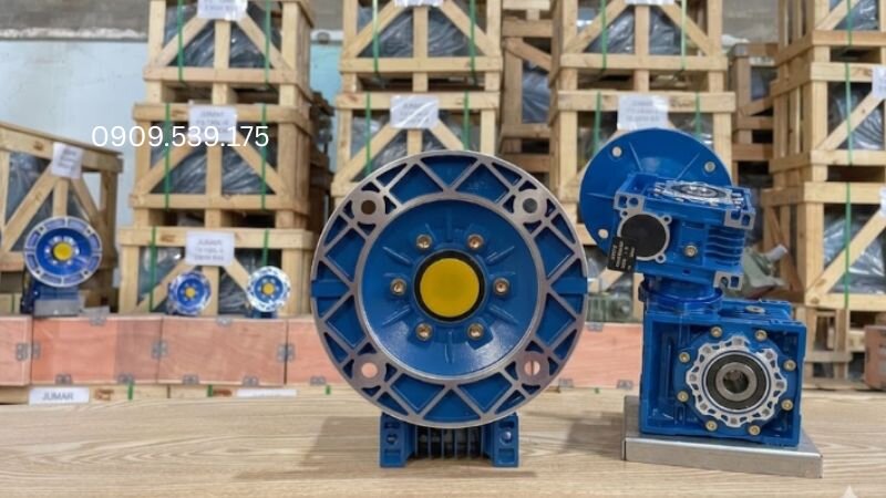 Các tiêu chí lựa chọn giữa hộp số 1 cấp và hộp số 2 cấp