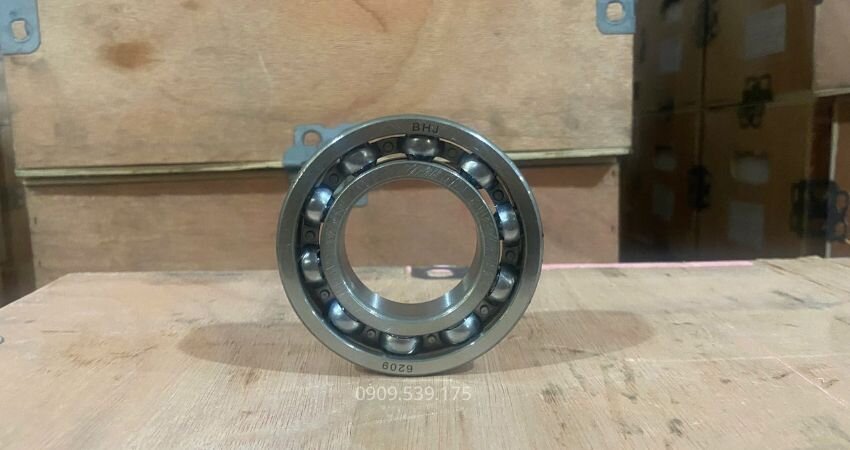 Vòng bi hộp số giảm tốc.