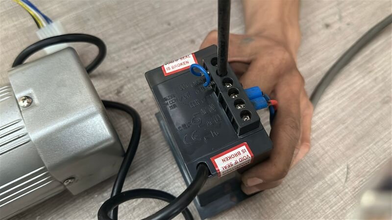 Cách đảo chiều cho motor giảm tốc mini dễ thực hiện