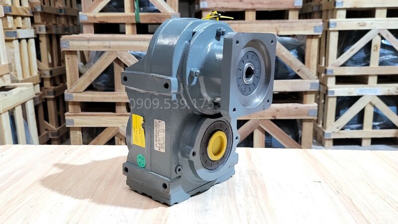 Cấu tạo của hộp giảm tốc tải nặng trục song song F 45kW