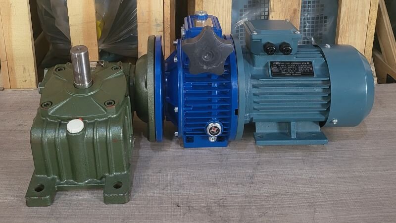 Cấu tạo của motor giảm tốc 2 cấp UDL 0.8kW - WPDO 70