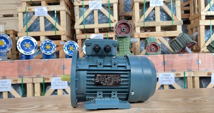 Dòng khởi động vọt cao gấp 5-7 lần định mức.