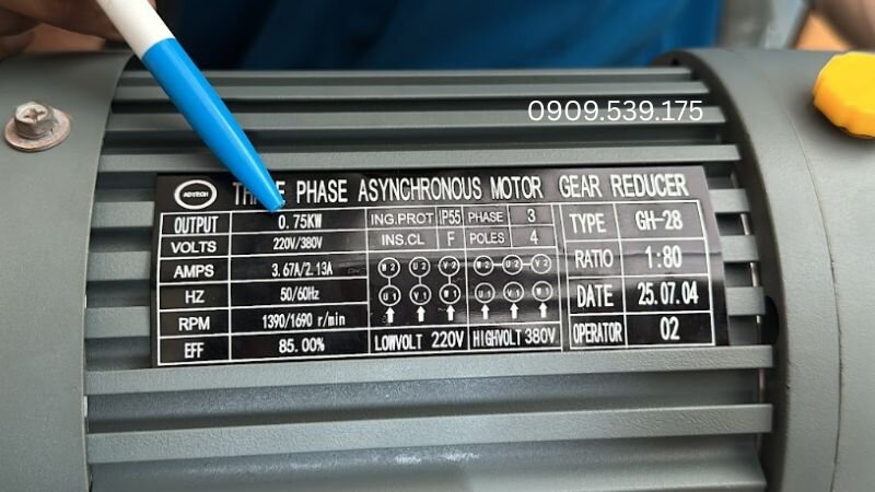 Ký hiệu công suất trên tem motor giảm tốc