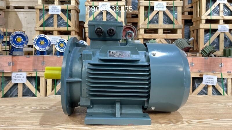 Phân biệt hai loại máy kéo chính: motor có hộp số (cần xây phòng máy) và motor không hộp số (không cần phòng máy, tiết kiệm điện)