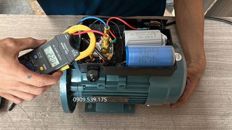 Sử dụng đồng hồ vạn năng để đo điện dung và kiểm tra tình trạng của tụ điện