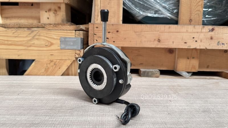 Các loại phanh điện từ và ứng dụng trong công nghiệp