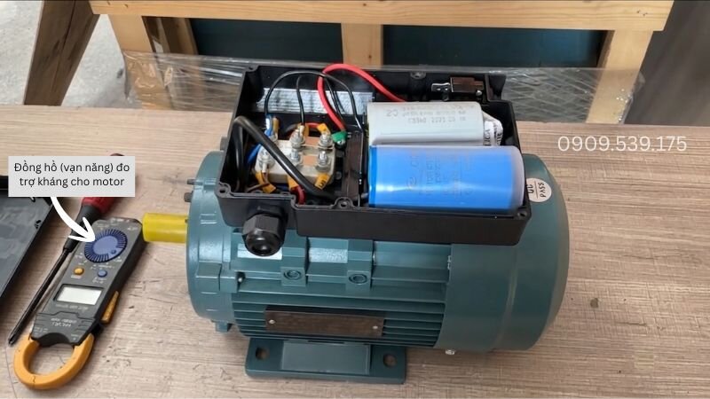 Cách chọn đồng hồ đo điện trở cuộn dây motor phù hợp
