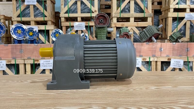 Hướng dẫn xử lý khi motor giảm tốc mới bị kẹt cứng cốt