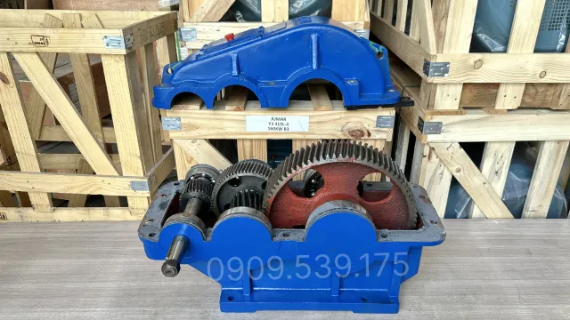 Cấu tạo bên trong hộp số giảm tốc ZQ 650