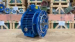 Góc xéo của hộp giảm tốc điều tốc cơ UDL