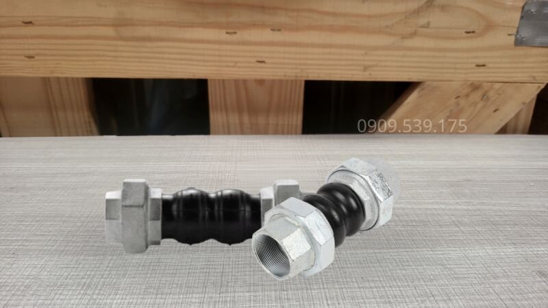 Khớp nối mềm cao su lắp ren