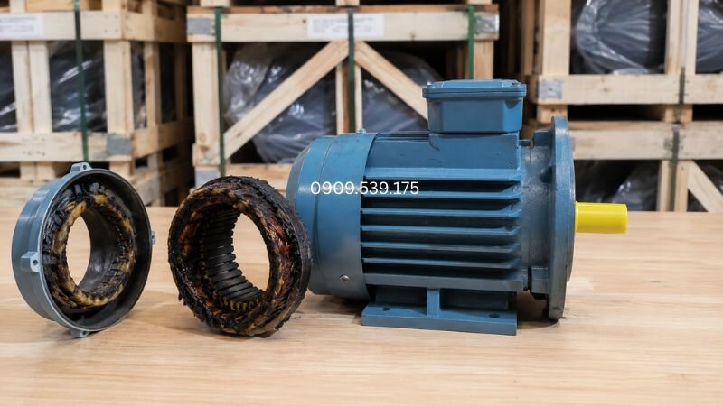 Motor bị om dây stator sẽ xuất hiện nhiều dấu hiệu bất thường trong quá trình vận hành