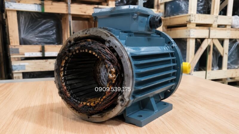 Tìm hiểu quá trình motor bị om dây stator từ khi sinh nhiệt đến khi cuộn dây bị cháy