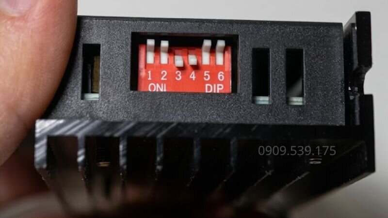 Thiết lập lại công tắc gạt DIP trên stepper driver