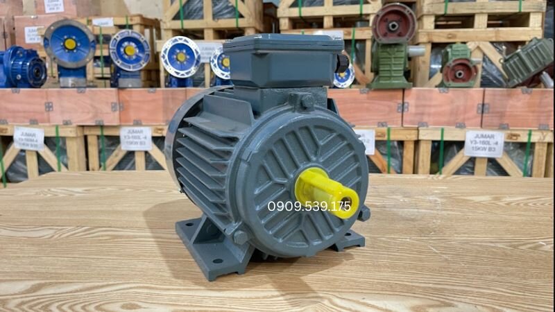 Những tiêu chí cần quan tâm khi chọn motor cho trạm trộn bê tông