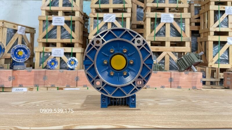 Dung tích dầu tham khảo theo từng size hộp giảm tốc NMRV