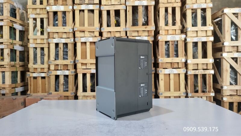 Kiểm tra tình trạng sụt áp nguồn cấp cho biến tần
