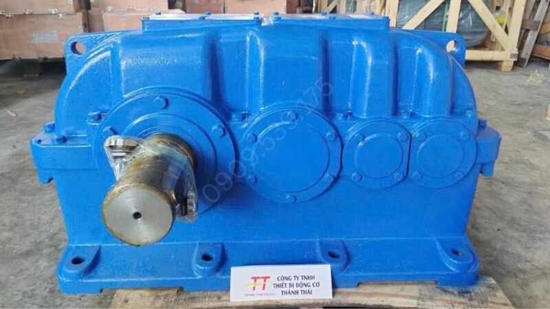 Hộp giảm tốc ZQ truyền động tải nặng ổn định