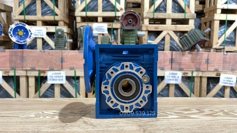 Các dấu hiệu nhận biết dầu hộp NMRV xuống cấp cần được kiểm tra và thay mới